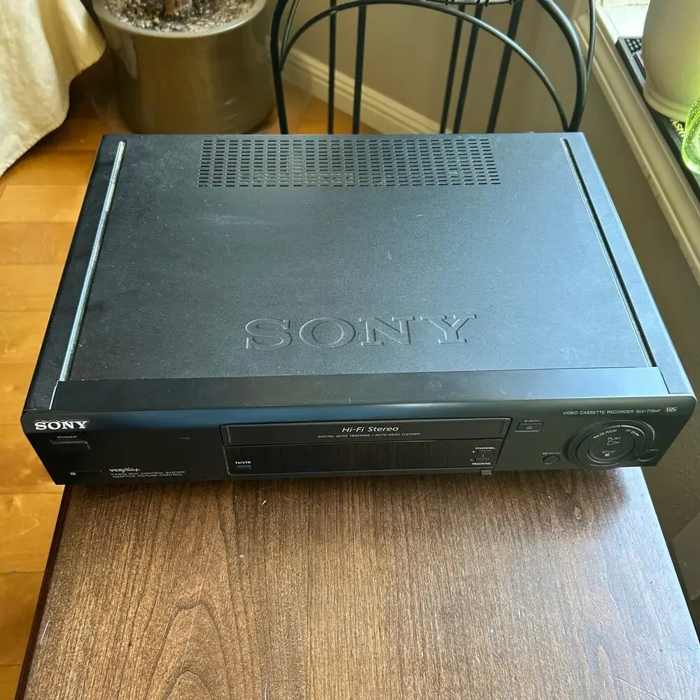 Sony SLV-775HF 4-Head Hi-Fi Stereo VCR Player  Tested & working No Remote